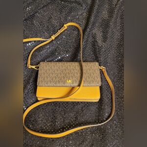 Nwt Michael Kors Tan Crossbody Bag